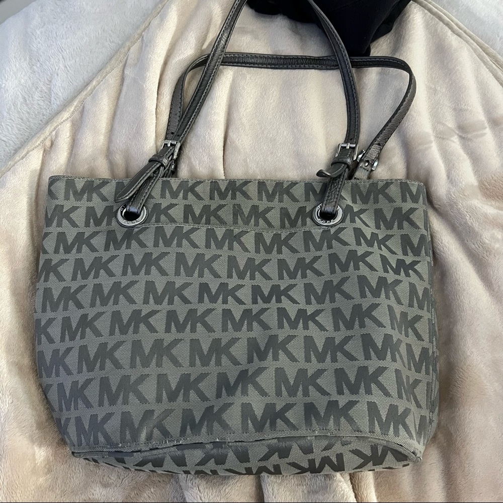 Michael Kors shoulder bag